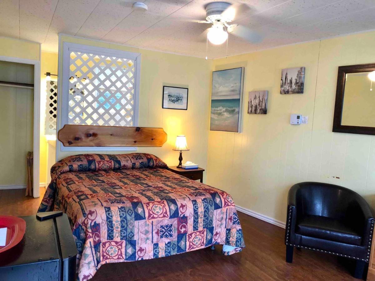 Lakelawn B&B And Motel ยาร์เมาธ์ ภายนอก รูปภาพ